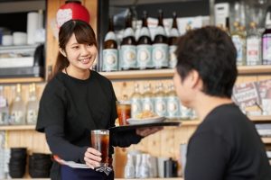 高校生の居酒屋アルバイトってどうなの 大変 きつい